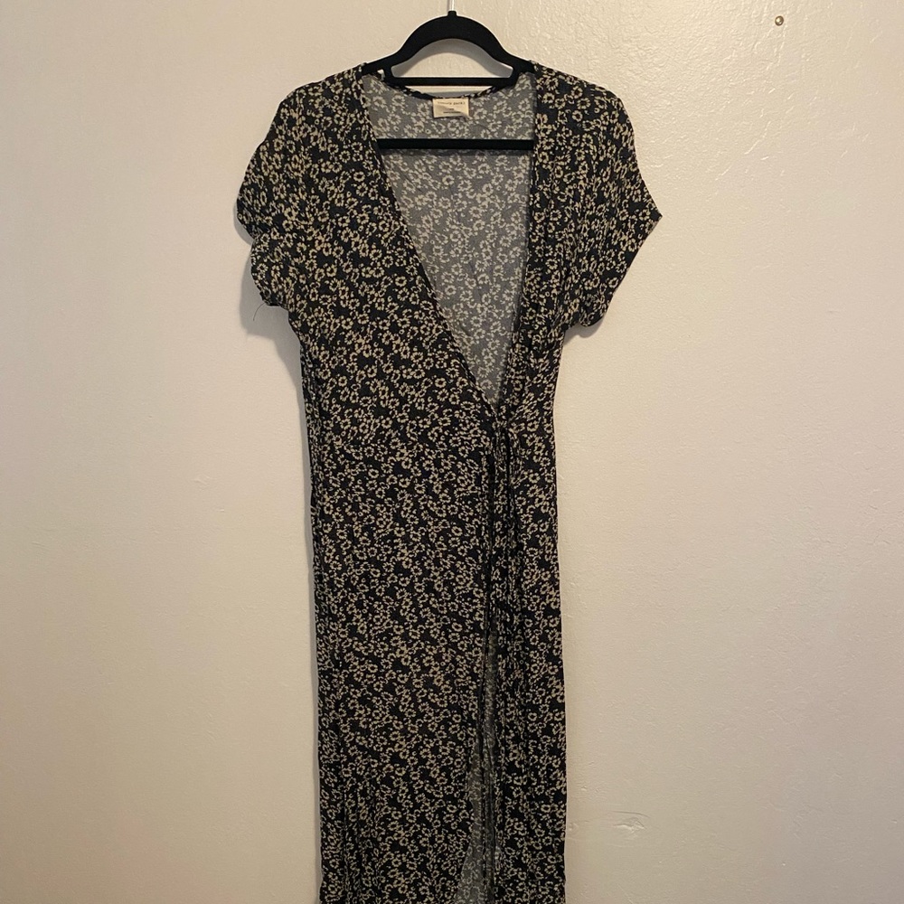 Emory Park Floral Print Midi Wrap Dress